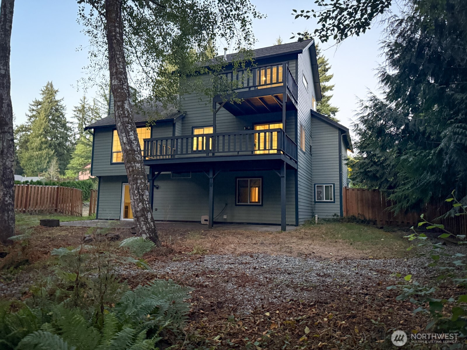 2619 NW Walnut Loop