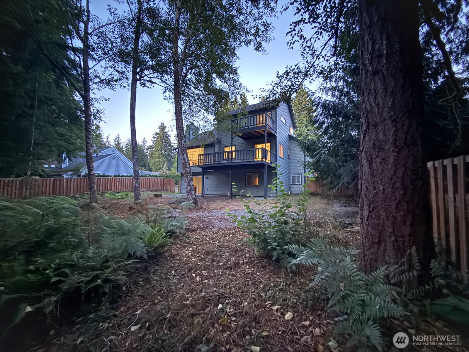 2619 NW Walnut Loop