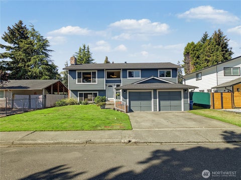 Photo of 28907 46th Place S, Auburn, WA 98001 (MLS # 2584486)