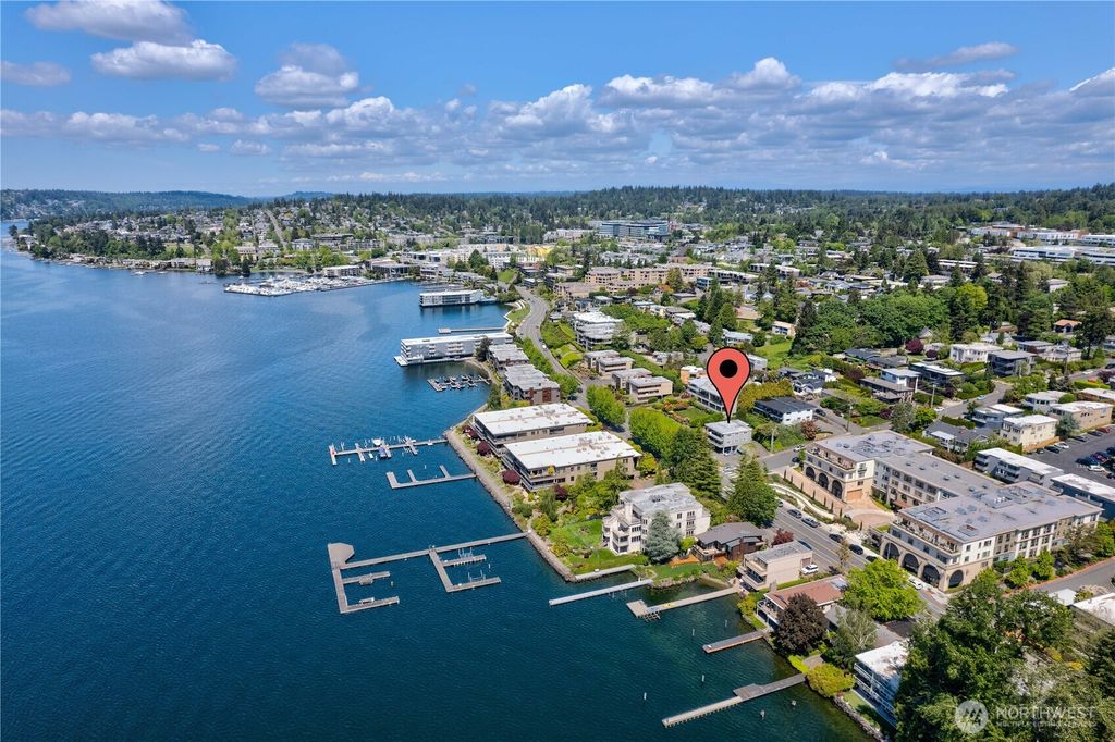 Photo of 8 10th Avenue S, Kirkland, WA 98033 (MLS # 2430471)