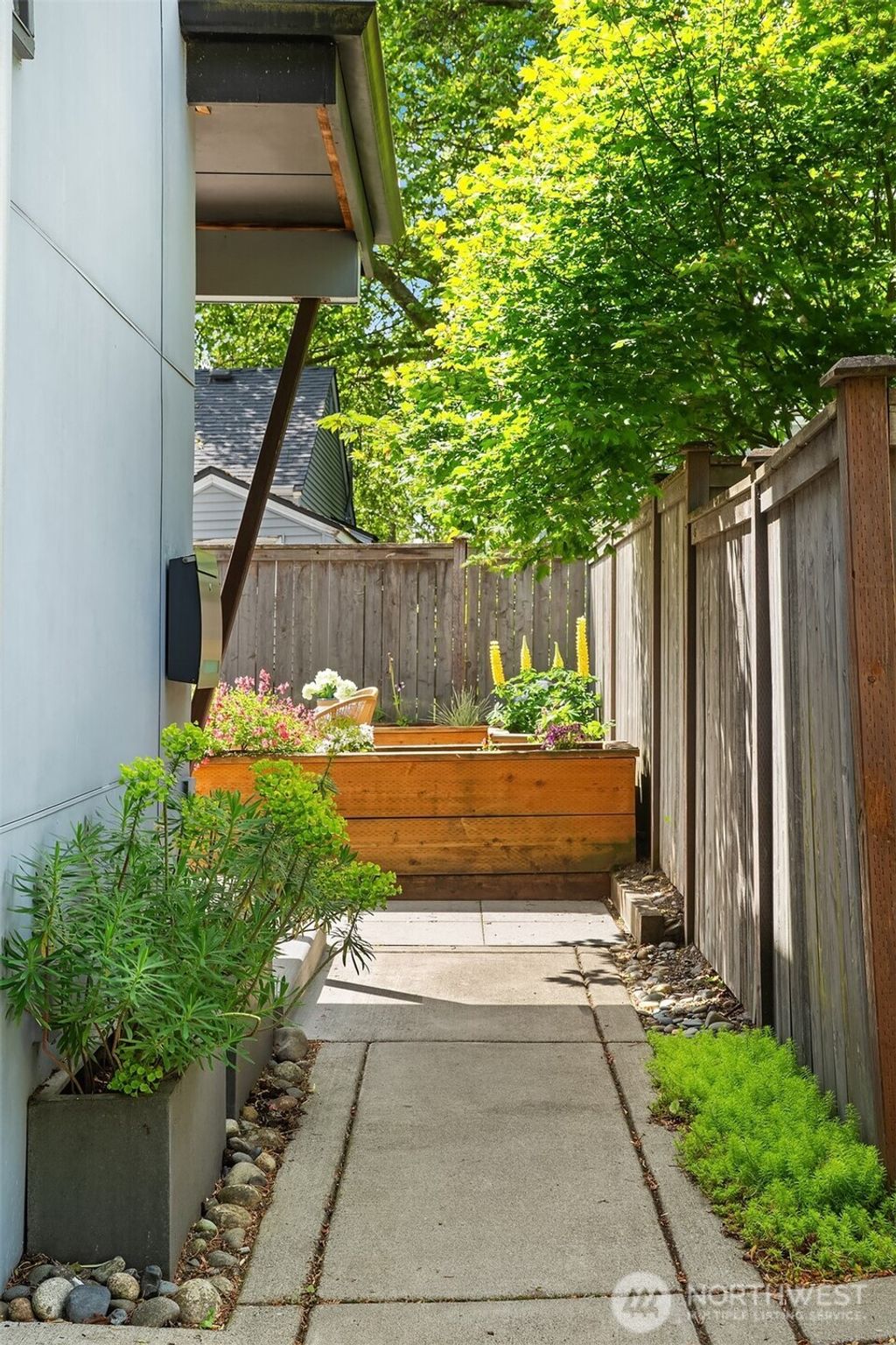 Photo of 1617 NW 83rd Street, Seattle, WA 98117 (MLS # 2376181)