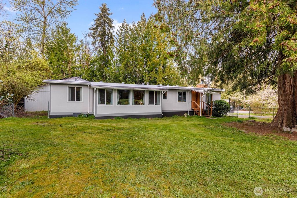 Photo of 18405 SE 162nd Street, Renton, WA 98058 (MLS # 2528047)