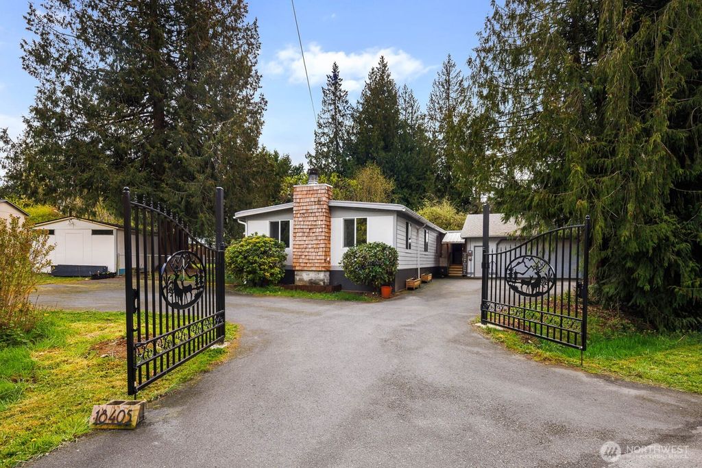 Photo of 18405 SE 162nd Street, Renton, WA 98058 (MLS # 2528047)