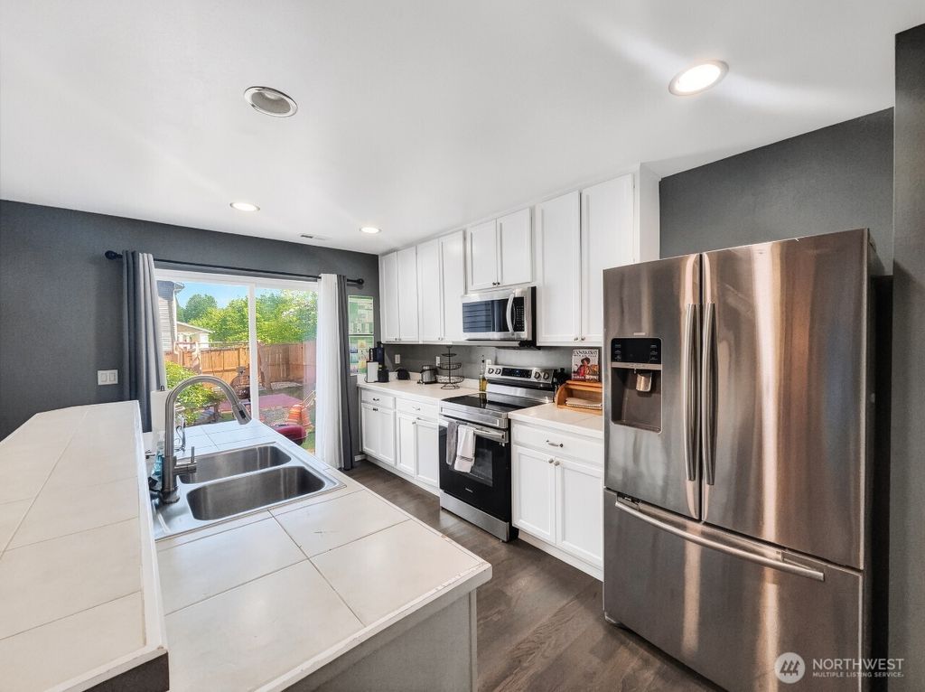Photo of 3813 E Q Street, Tacoma, WA 98404 (MLS # 2519444)
