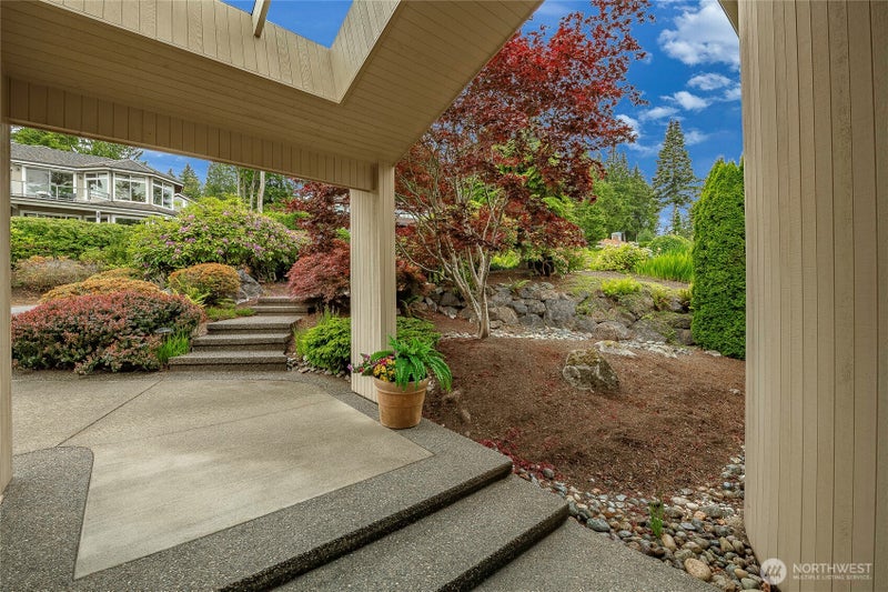 9157 Great Blue Heron Lane