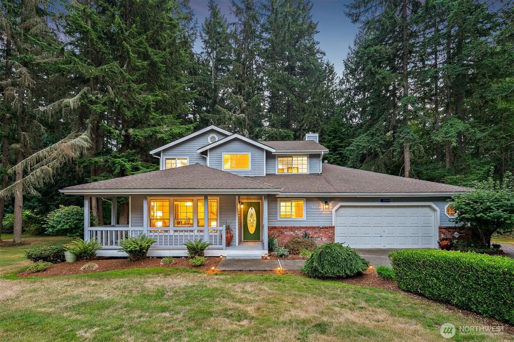 Photo of 22119 NE 78th Street, Redmond, WA 98053 (MLS # 2422867)