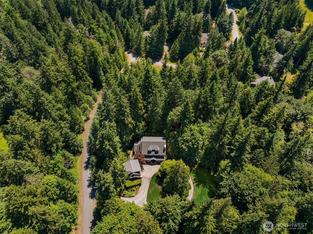 Photo of 8363 NE Sumanee Place, Bainbridge Island, WA 98110 (MLS # 2544692)