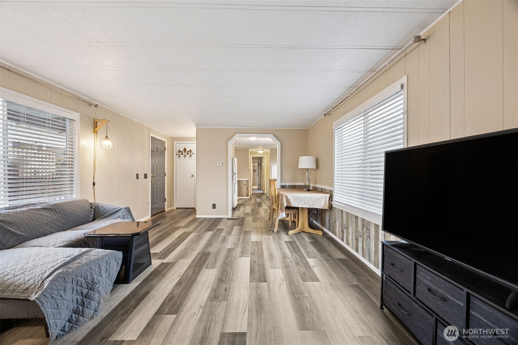 210 37th Street SE 25