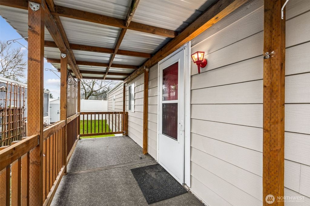 Photo of 210 37th Street SE #25, Auburn, WA 98002 (MLS # 2460233)