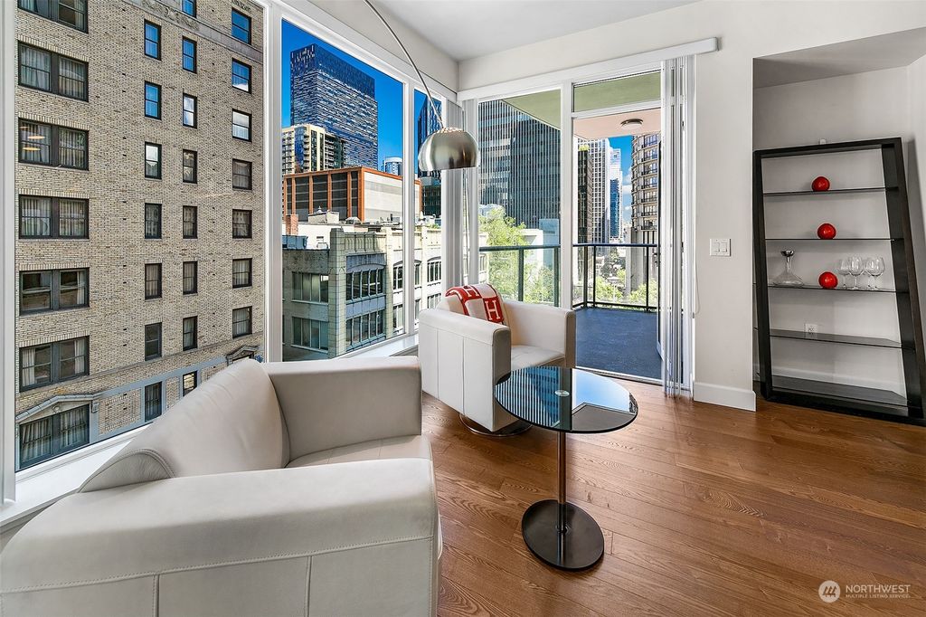 Photo of 1920 4th Avenue #412, Seattle, WA 98101 (MLS # 2238020)