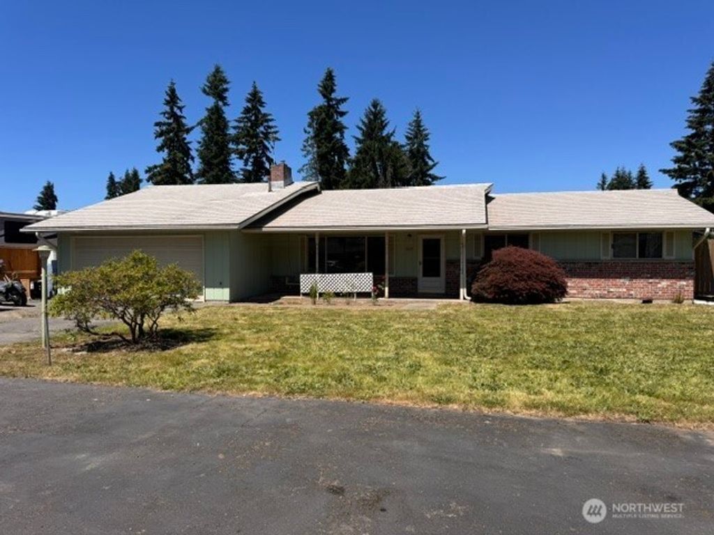 Photo of 4507 130th PL, Marysville, WA 98271 (MLS # 2553838)