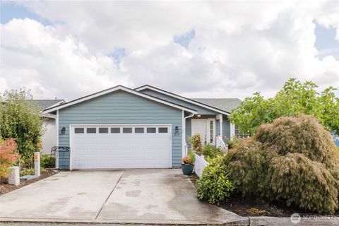 Photo of 1210 Daniels Avenue, Bremerton, WA 98312 (MLS # 2438911)