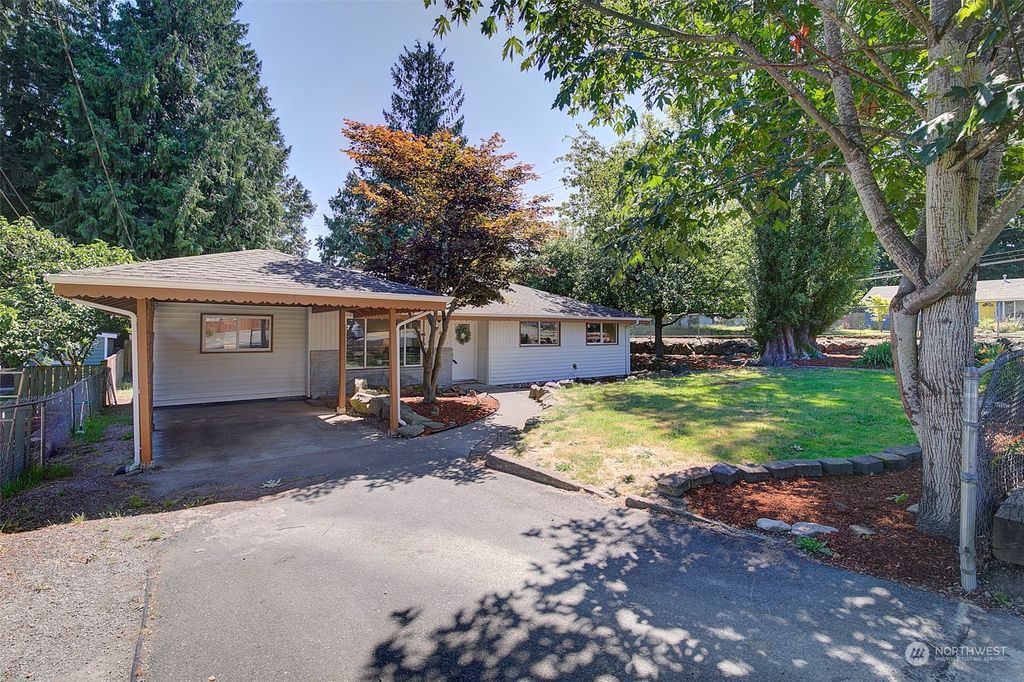 Photo of 4708 227th Street SW, Mountlake Terrace, WA 98043 (MLS # 2264924)