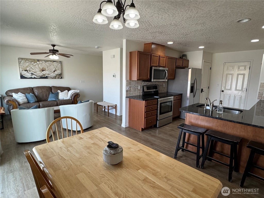 Photo of 1280 SW Selway Lane, Pullman, WA 99163 (MLS # 2583869)