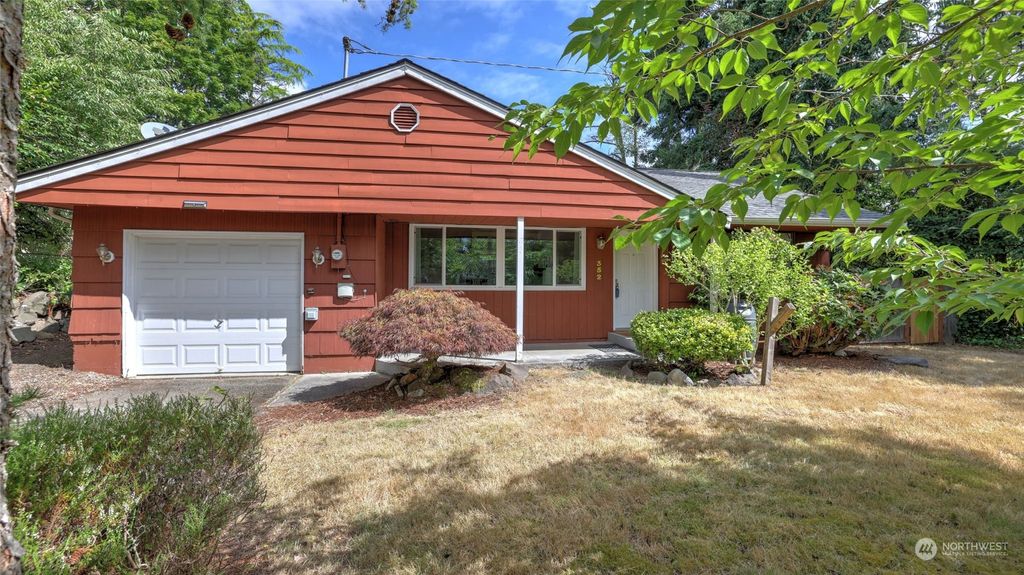 Photo of 352 NE 192nd Street, Shoreline, WA 98155 (MLS # 2272674)