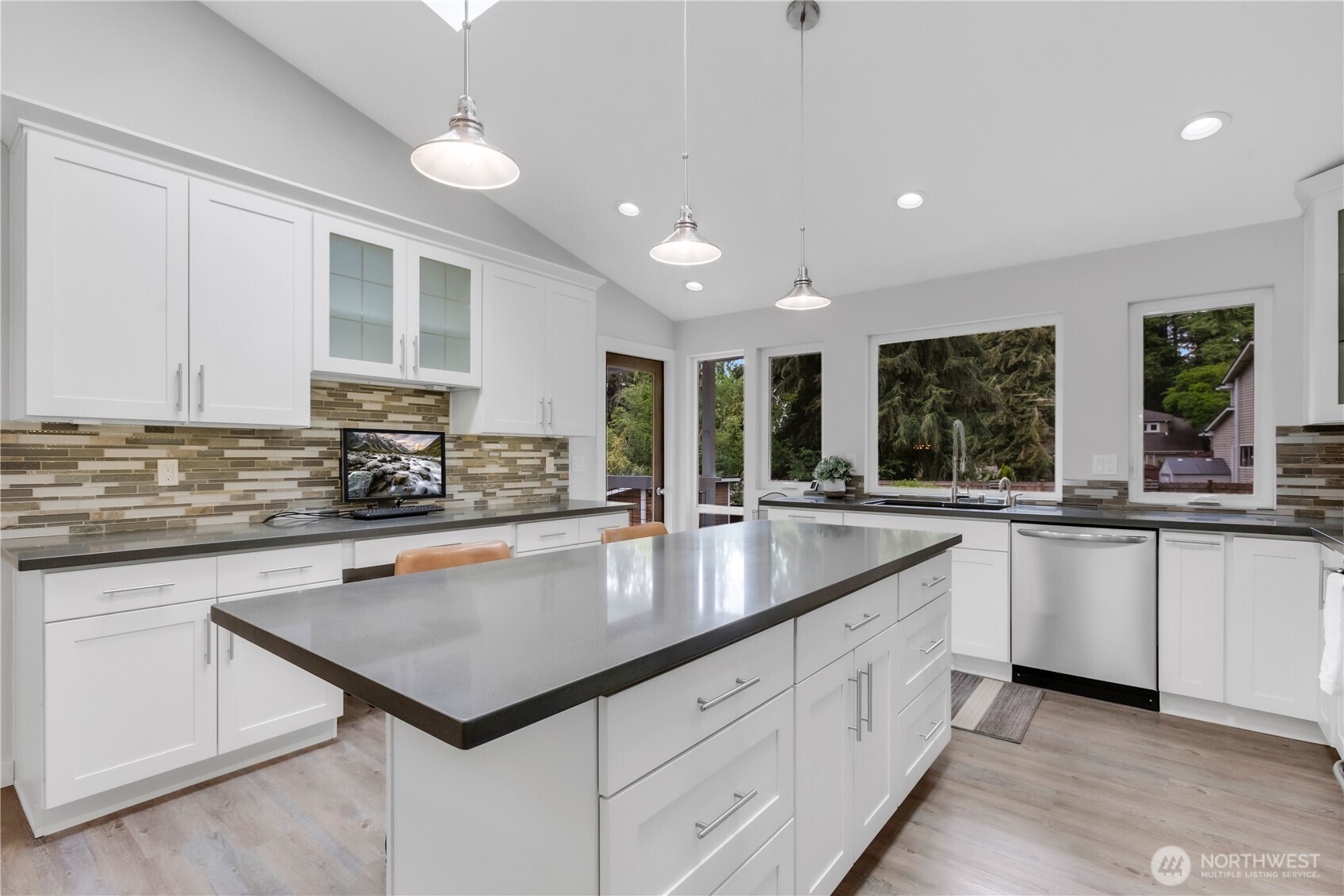 3544 NE 166th Street