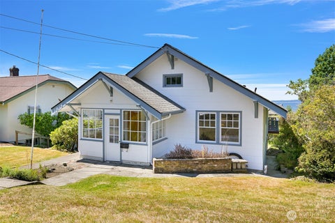 Photo of 1016 12th Street, Bellingham, WA 98225 (MLS # 2551046)