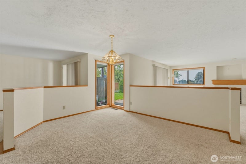 807 SE Sentry Drive