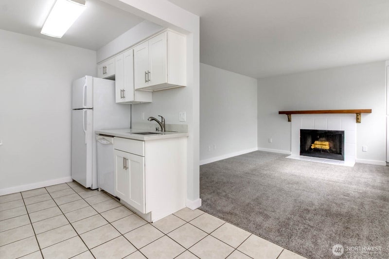 4812 S 187th Place B203