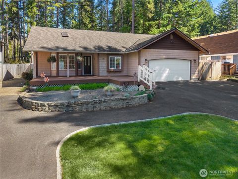 Photo of 120 E Ballantrae Drive, Shelton, WA 98584 (MLS # 2502382)
