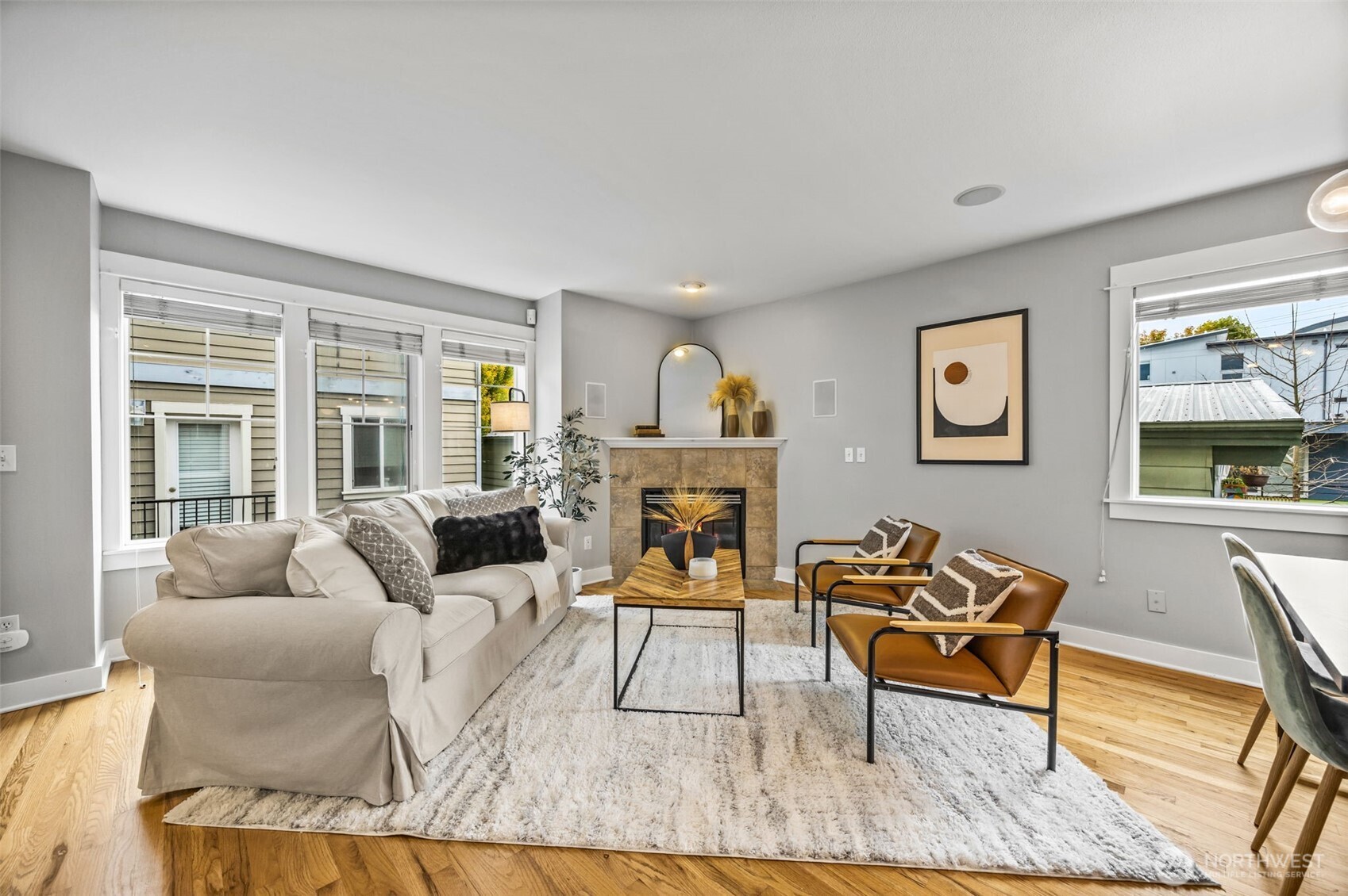 3219 21st Avenue W A