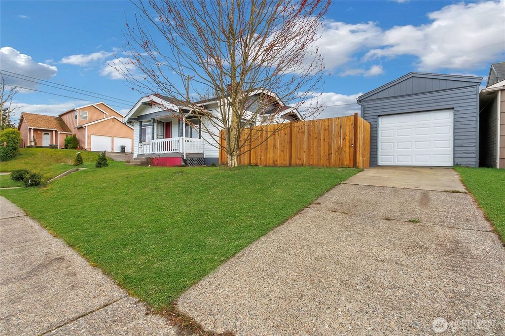 Photo of 1216 S 37th Street, Tacoma, WA 98418 (MLS # 2488808)