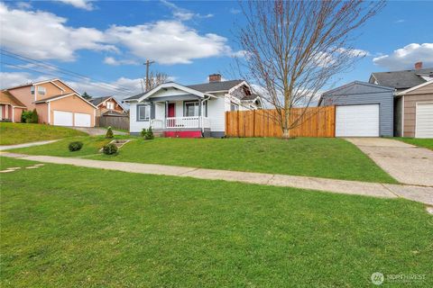 Photo of 1216 S 37th Street, Tacoma, WA 98418 (MLS # 2488808)