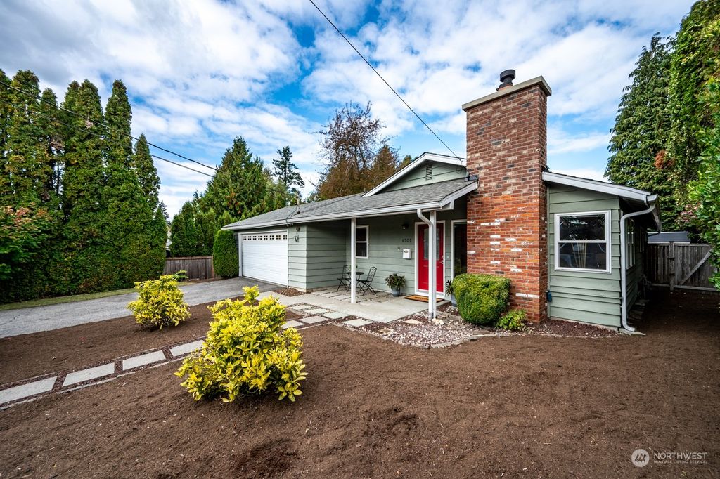 Photo of 4503 219th Street SW, Mountlake Terrace, WA 98043 (MLS # 2297359)