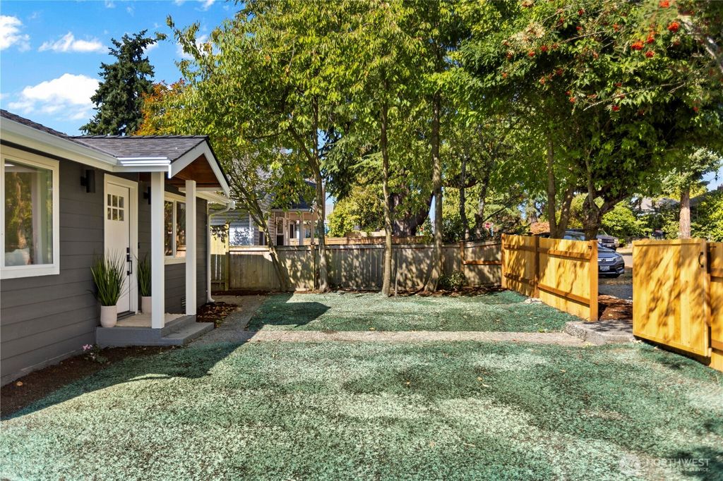 Photo of 9739 Evanston Avenue N, Seattle, WA 98103 (MLS # 2433484)