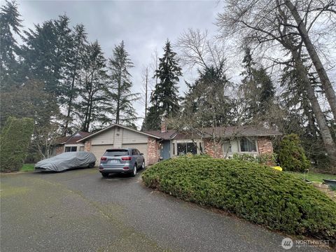 8213 111th Street E Puyallup WA 98373