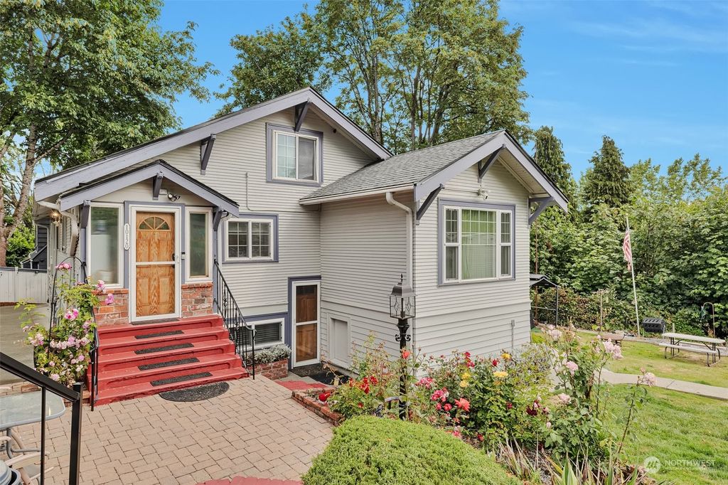 Photo of 10120 15th Avenue S, Seattle, WA 98168 (MLS # 2253487)