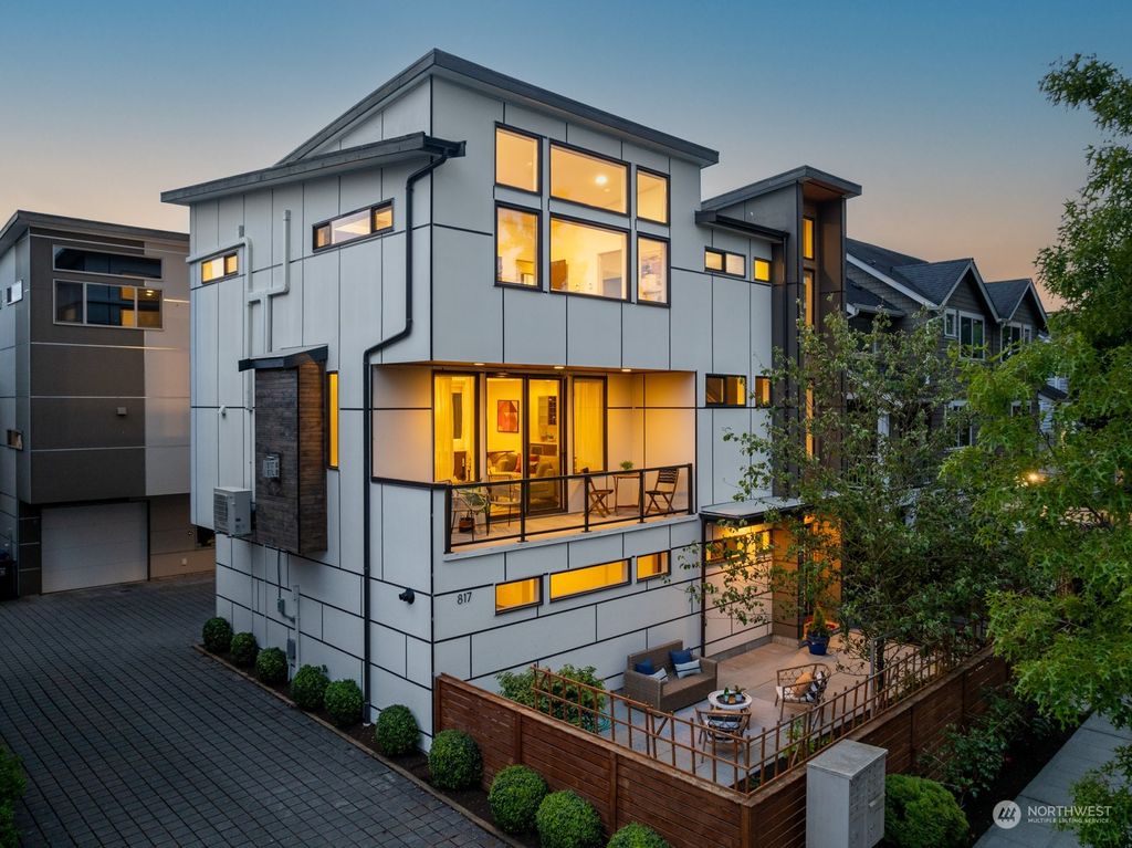 Photo of 817 NW 53rd Street, Seattle, WA 98107 (MLS # 2243695)