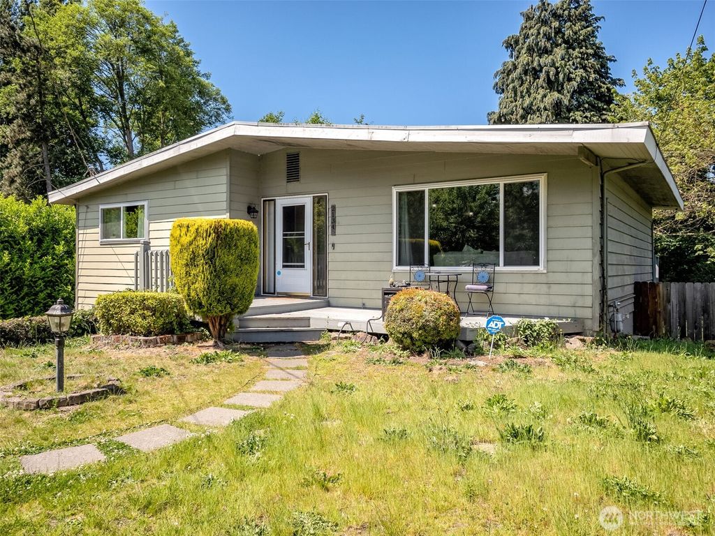 Photo of 2134 SW 339th Street, Federal Way, WA 98023 (MLS # 2386919)