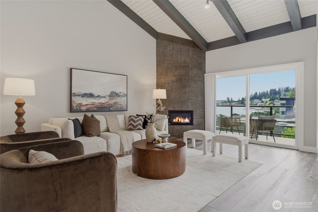 Photo of 9201 NE Juanita Drive #403, Kirkland, WA 98034 (MLS # 2523923)