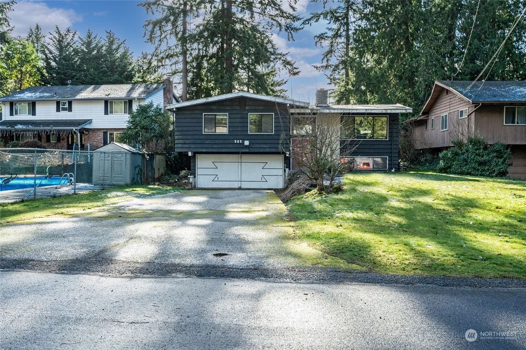 Photo of 525 N 169th Street, Shoreline, WA 98133 (MLS # 2330084)