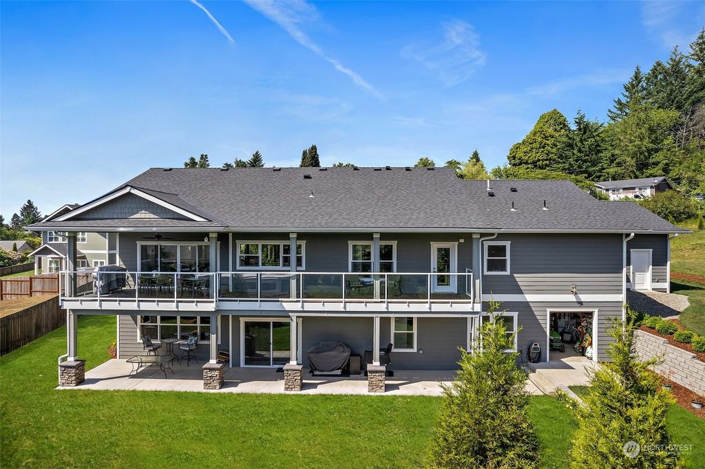 Photo of 32826 5th Avenue, Black Diamond, WA 98010 (MLS # 2128006)