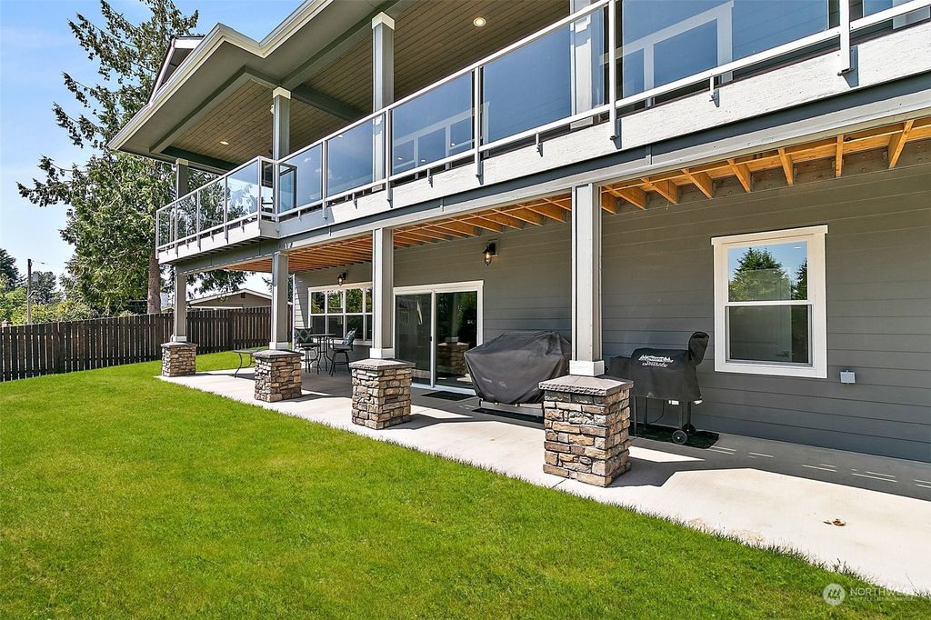 Photo of 32826 5th Avenue, Black Diamond, WA 98010 (MLS # 2128006)