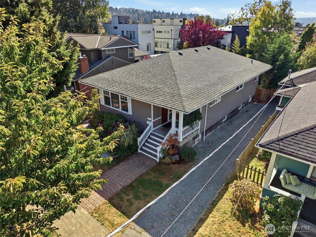 Photo of 833 NW 64th Street, Seattle, WA 98107 (MLS # 2585515)