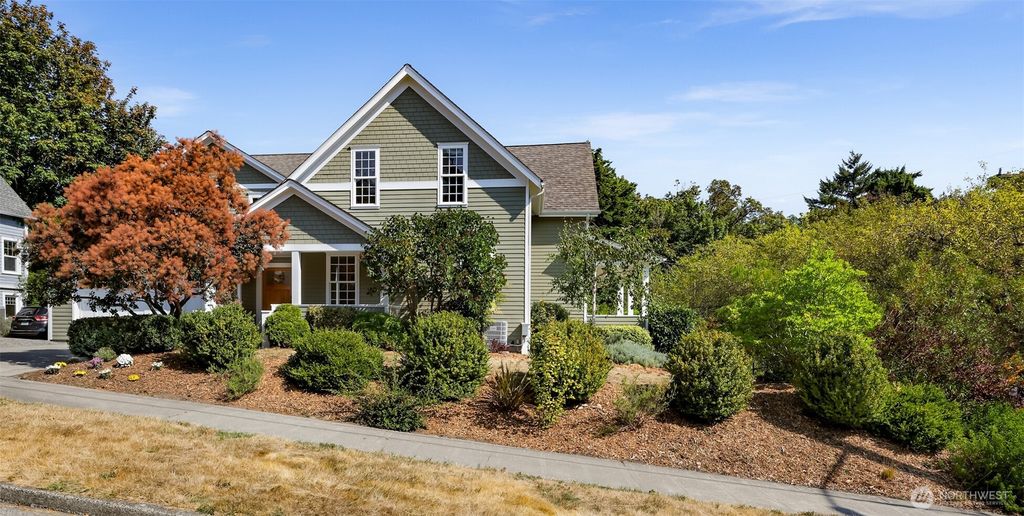 Photo of 3206 S Washington Street, Seattle, WA 98144 (MLS # 2431955)