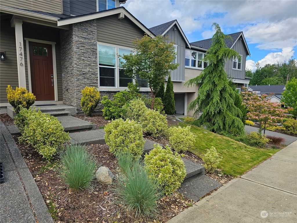 Photo of 17476 NE 122nd Street, Redmond, WA 98052 (MLS # 2269966)