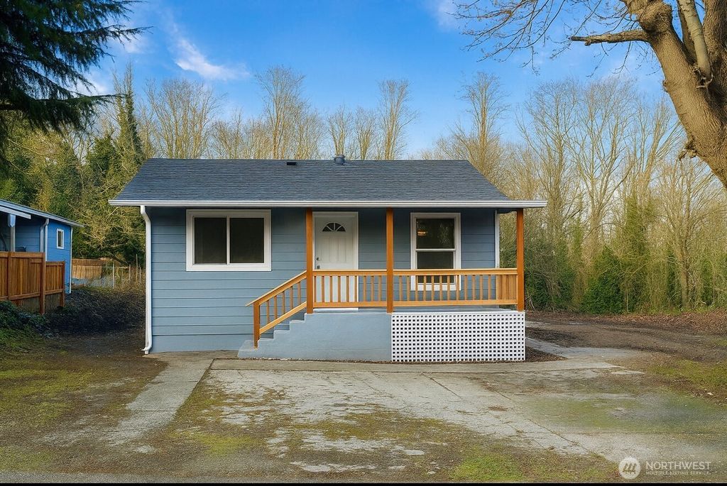 Photo of 4110 S 114th Street, Tukwila, WA 98168 (MLS # 2432149)