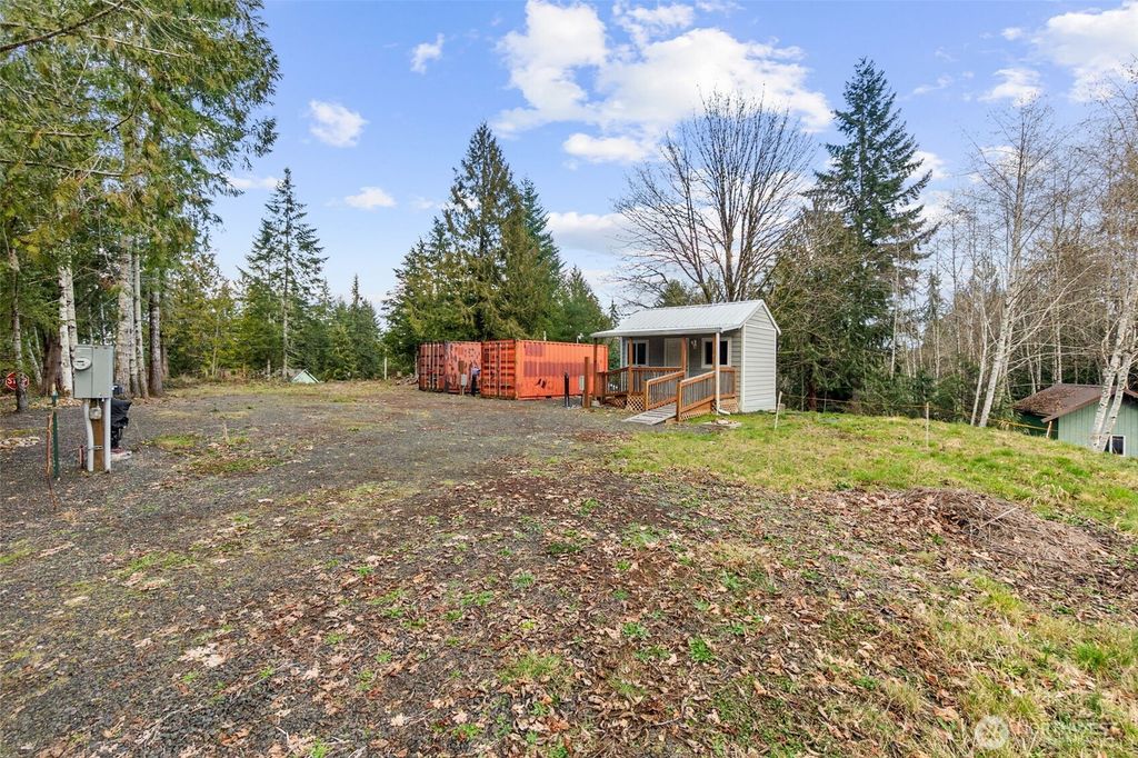 Photo of 21 W Prairie Loop, Elma, WA 98541 (MLS # 2484122)