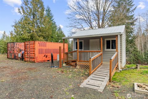 21 W Prairie Loop Elma WA 98541
