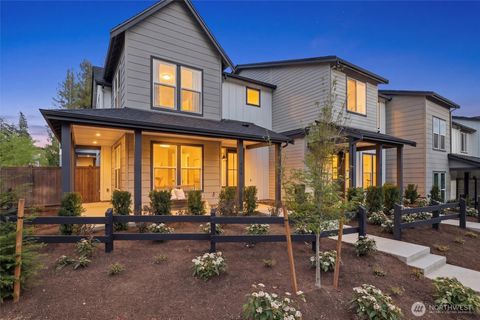 Photo of 414 222nd Place SE, Sammamish, WA 98074 (MLS # 2519398)