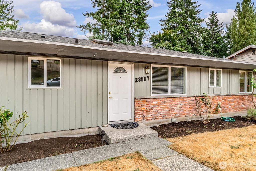 Photo of 23807 80th Avenue W, Edmonds, WA 98026 (MLS # 2434165)