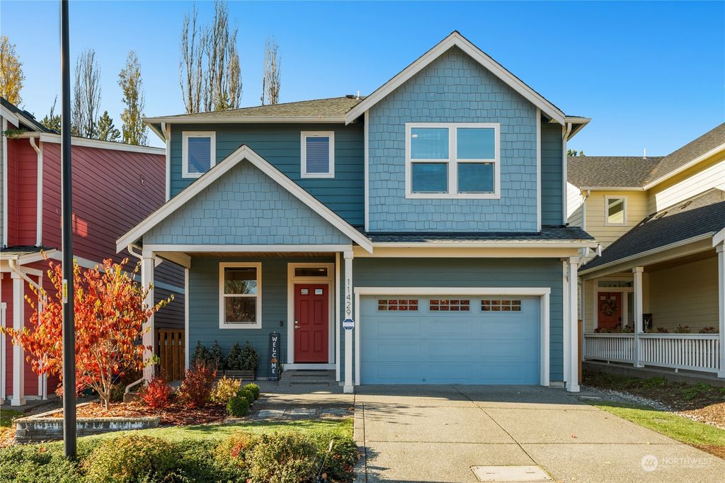 Photo of 11429 5th Avenue SW, Seattle, WA 98146 (MLS # 2307168)
