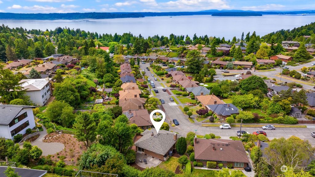 Photo of 8830 40th Avenue SW, Seattle, WA 98136 (MLS # 2248438)