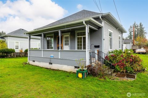 1016 E Orange Avenue Burlington WA 98233