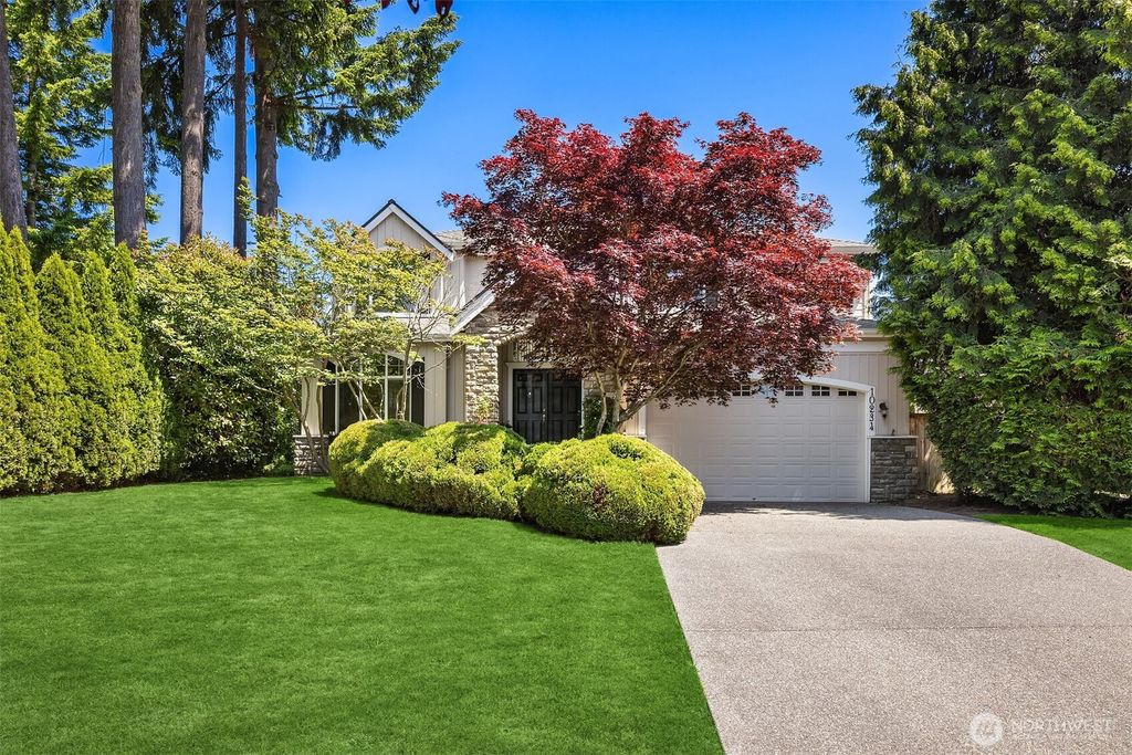 Photo of 10234 125th Avenue NE, Kirkland, WA 98033 (MLS # 2388166)