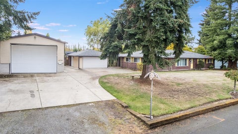 Photo of 4726 42nd Street NE, Tacoma, WA 98422 (MLS # 2598283)